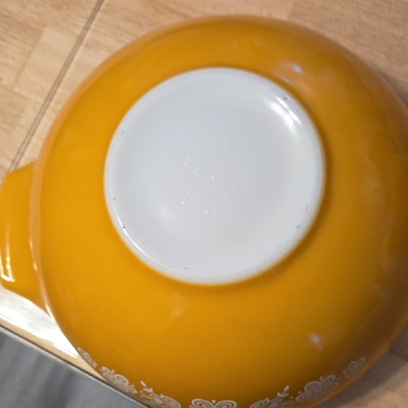 Vintage Yellow Floral Mixing Bowls - Picture 7 of 7